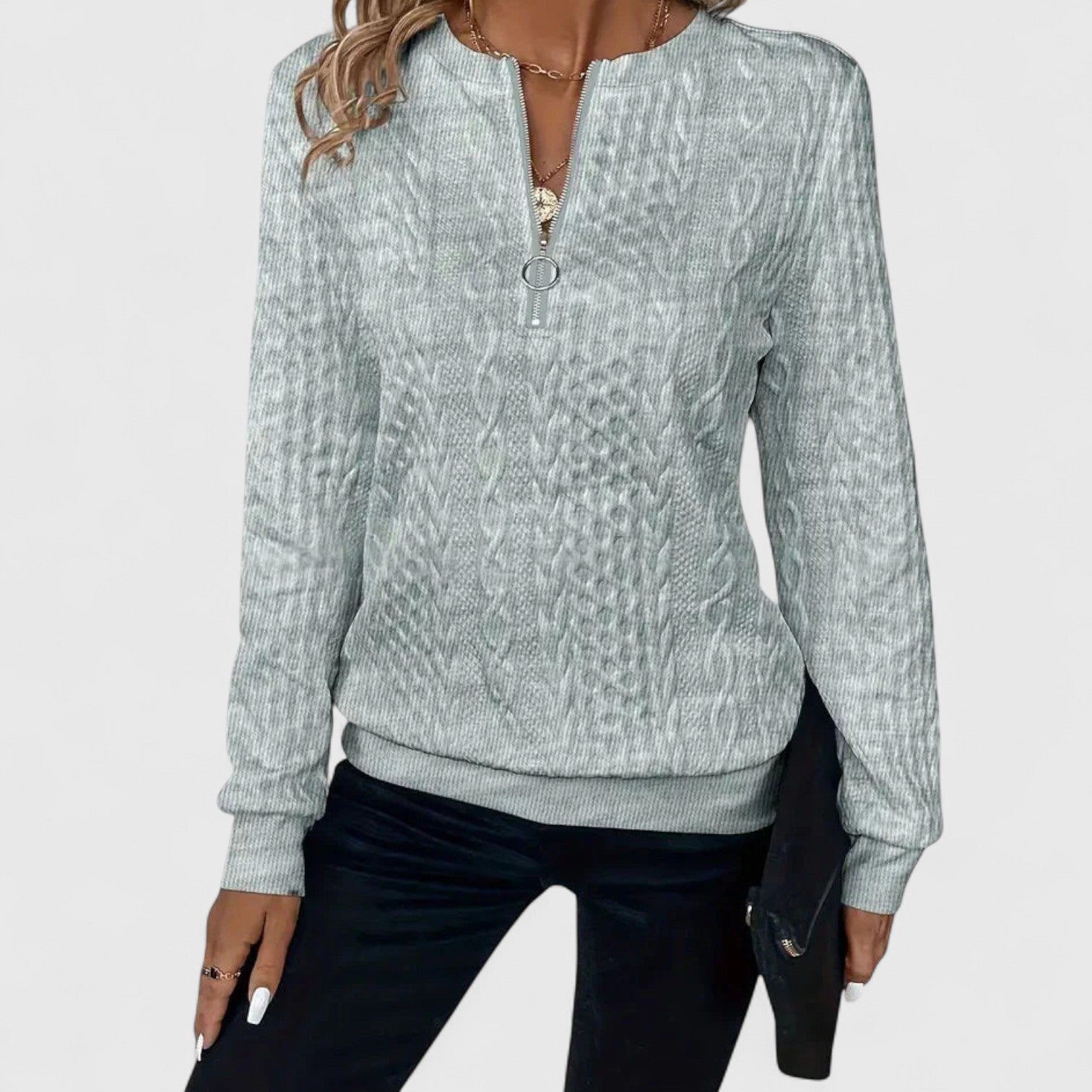 Moderner Pullover mit Reißverschluss und Strukturmuster