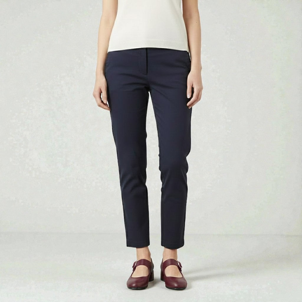 Elegante Komfortschuhe mit stilvollem Riemen und Absatz