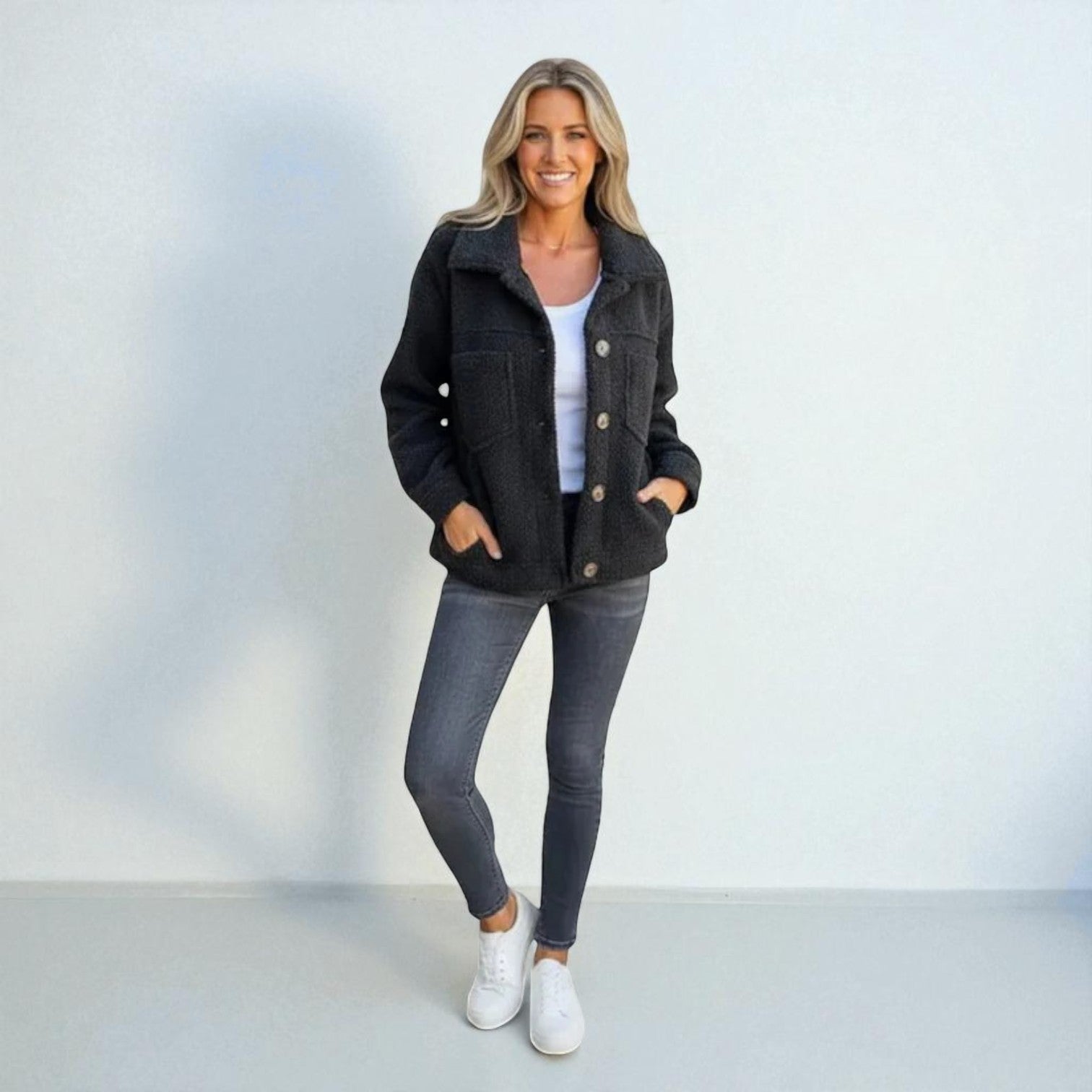 Stylische Übergangsjacke mit gemütlicher Teddy-Optik